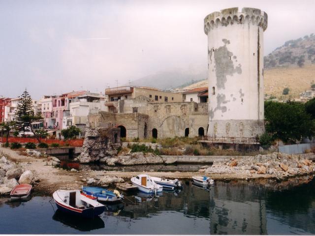 Nuova darsena Torre di Mola 